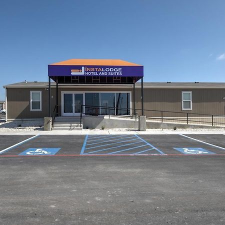 Instalodge Hotel And Suites Karnes City Exterior foto